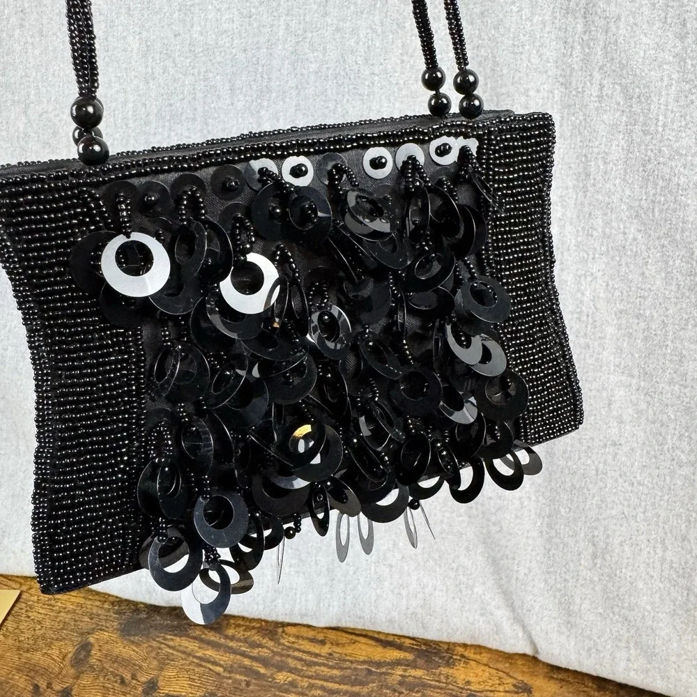New York &‎ Co Sequin disc beaded evening bag